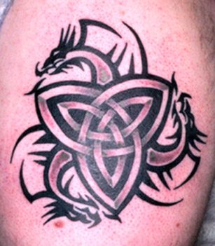 http://www.tribal-celtic-tattoo.com/images/labels/celtictribaltripledragons.jpg